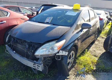 2015 Toyota Prius Two из США, поврежденный, VIN JTDKN3DU1F0417662